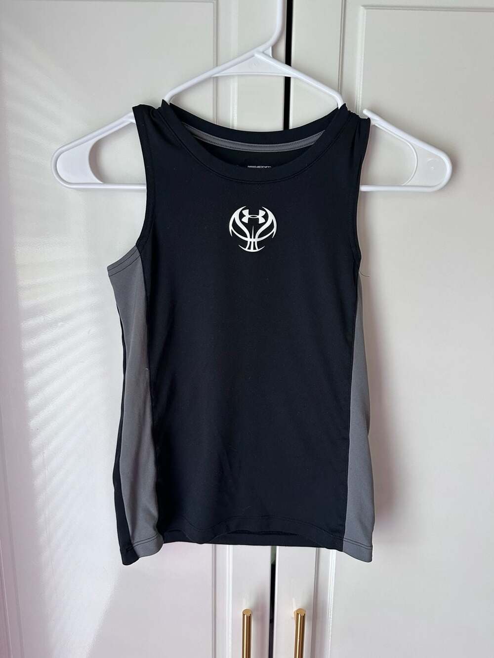 Under Armour HeatGear Loose Tank Top YXS Black Gray Basketball Jersey